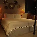 Soas Hotel *