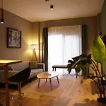 Soas Hotel *